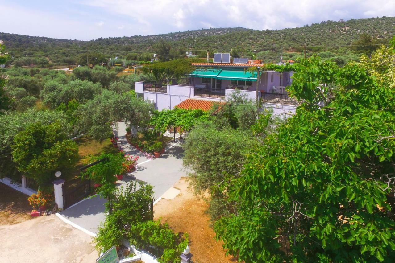 Studios Panagiotas House Astris Exterior foto